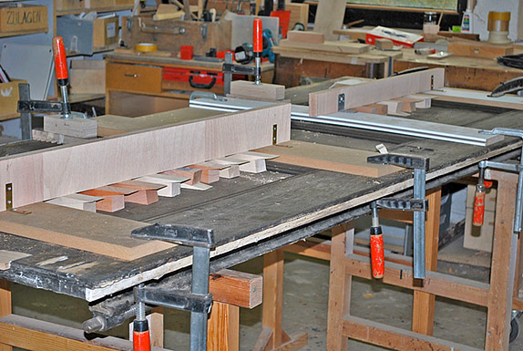 Ausleimen gerissener Füllungen Ausleimen gerissener Füllungen